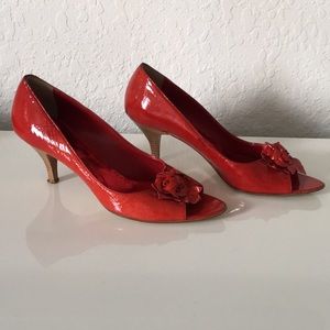 Deborah Gallo Red floral peep toe with wooden heel